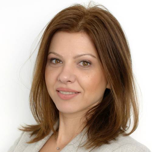 Diana Enachescu, Senior Management Consultant. A.T. Kearney